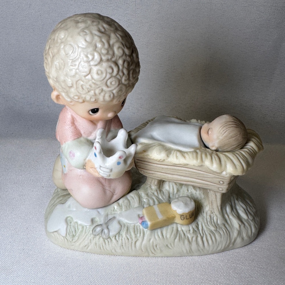 Vintage 1979 Precious Moments Crown Him Lord of All Enesco Nativity Figurine